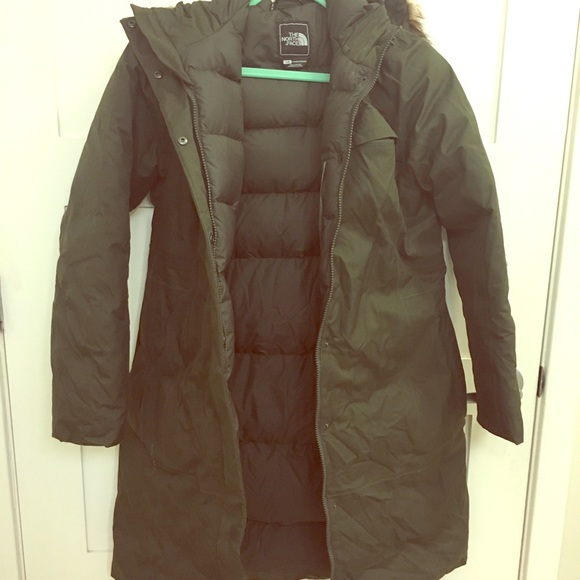 hunter green north face jacket